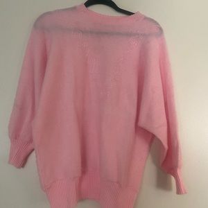 Vintage pink sweater, great condition!